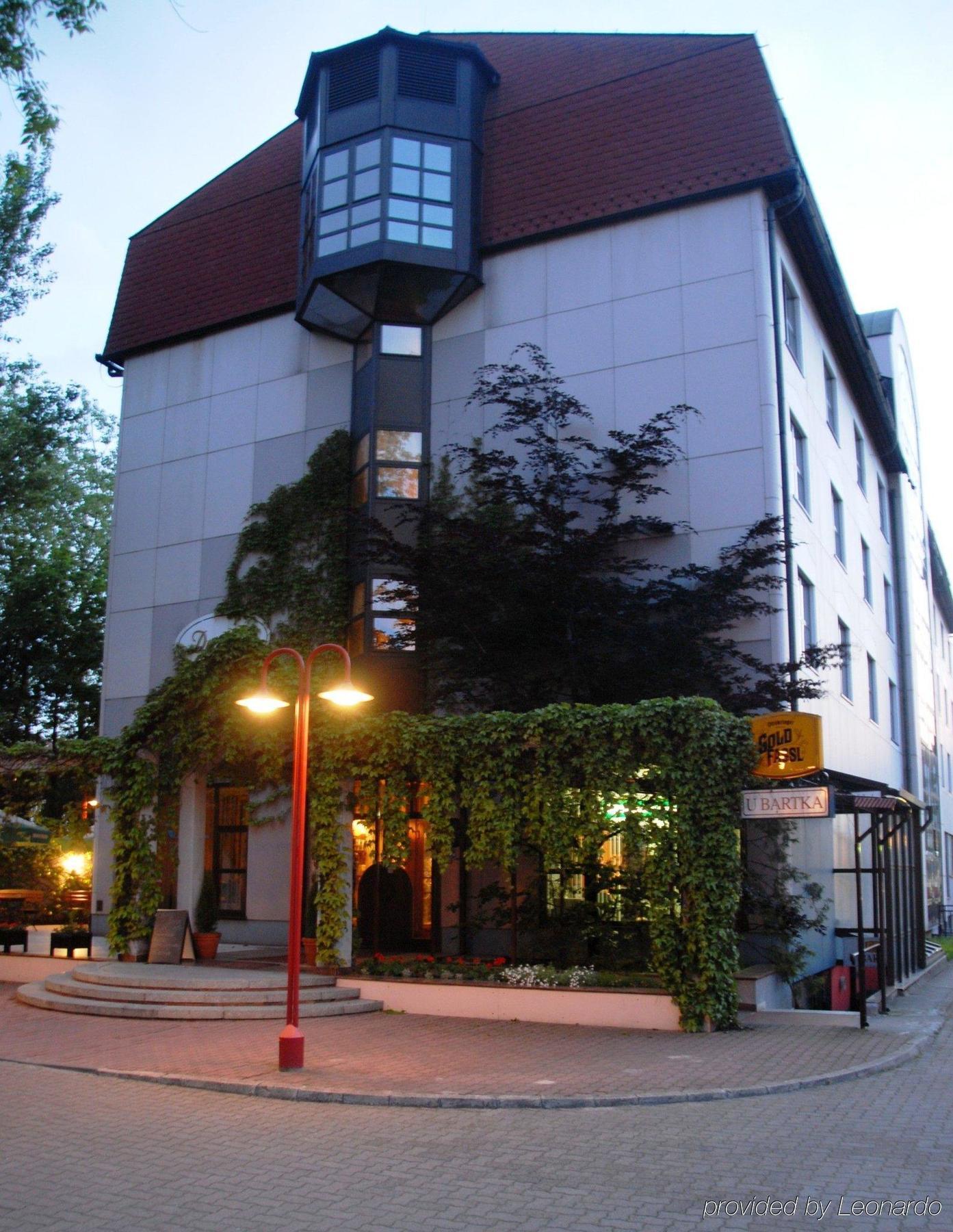 Go Cracow Resort Cracovia Exterior foto